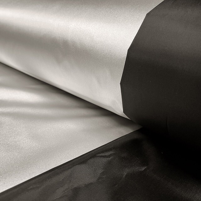 Reflecterende stof zwart