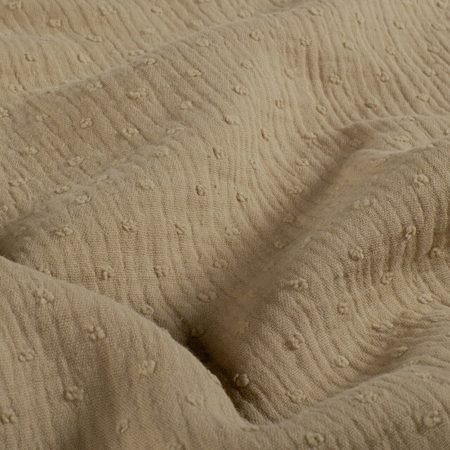 Katoenen mousseline dobby stippen camel