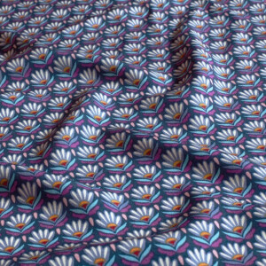 viscose poplin bloemen marine