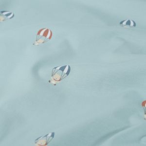 Katoen tricot beren aan parachutes babyblauw